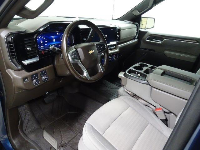Chevrolet Silverado 1500 4WD Crew Cab 147" LT w/1LT 2023