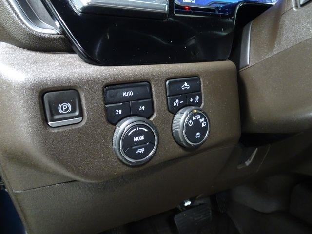 Chevrolet Silverado 1500 4WD Crew Cab 147" LT w/1LT 2023