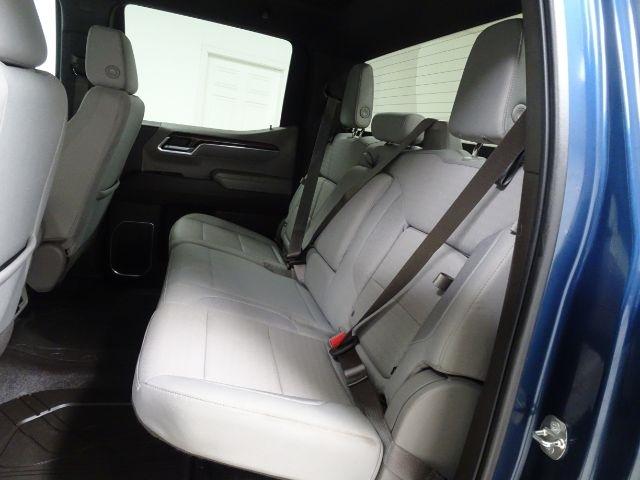 Chevrolet Silverado 1500 4WD Crew Cab 147" LT w/1LT 2023
