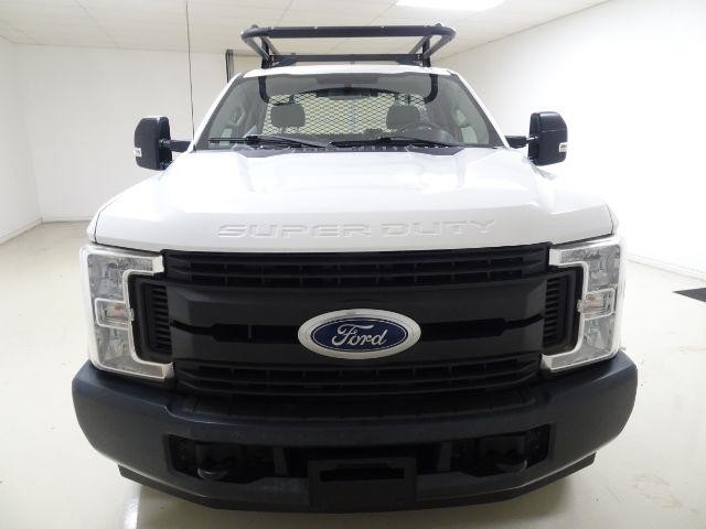 Ford Super Duty F-250 SRW XLT 2WD Reg Cab 8' Box 2018