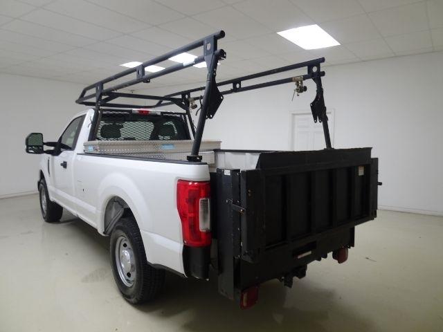 Ford Super Duty F-250 SRW XLT 2WD Reg Cab 8' Box 2018