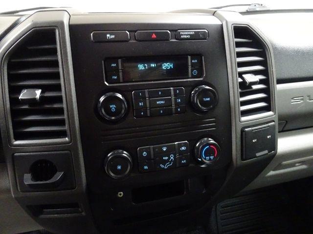 Ford Super Duty F-250 SRW XLT 2WD Reg Cab 8' Box 2018