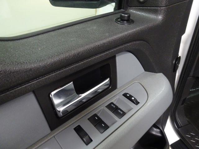 Ford F-150 4WD SuperCrew 145" Platinum 2014