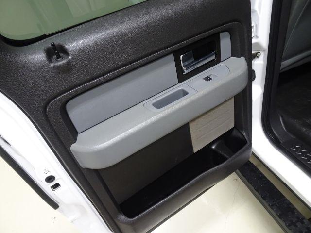 Ford F-150 4WD SuperCrew 145" Platinum 2014