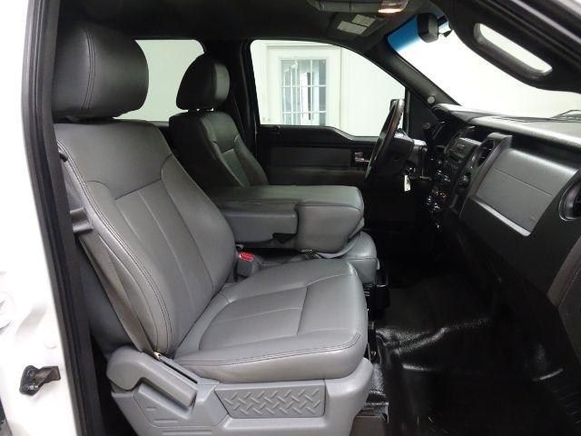 Ford F-150 4WD SuperCrew 145" Platinum 2014
