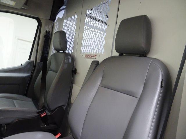 Ford Transit Van T-250 148" Med Rf 9000 GVWR Sliding RH Dr 2019