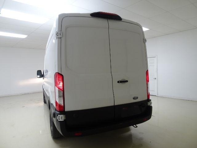 Ford Transit Cargo Van T-250 130" Med Rf 9070 GVWR RWD 2020
