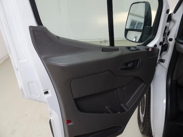 Ford Transit Cargo Van T-250 130" Med Rf 9070 GVWR RWD 2020