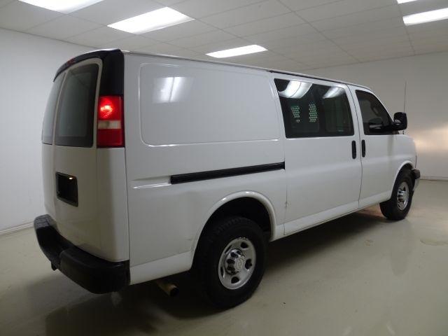 Chevrolet Express Cargo Van RWD 2500 135" 2018