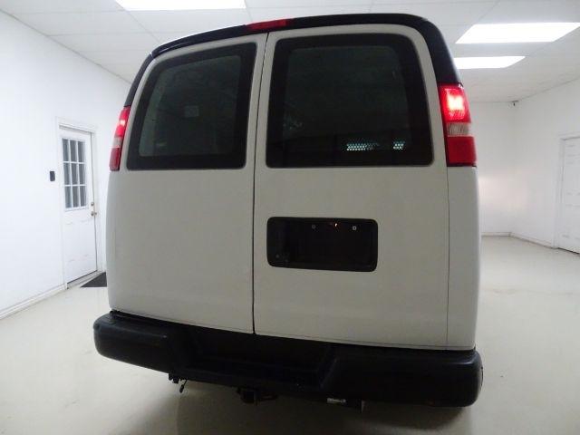 Chevrolet Express Cargo Van RWD 2500 135" 2018
