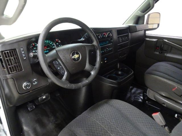 Chevrolet Express Cargo Van RWD 2500 135" 2018