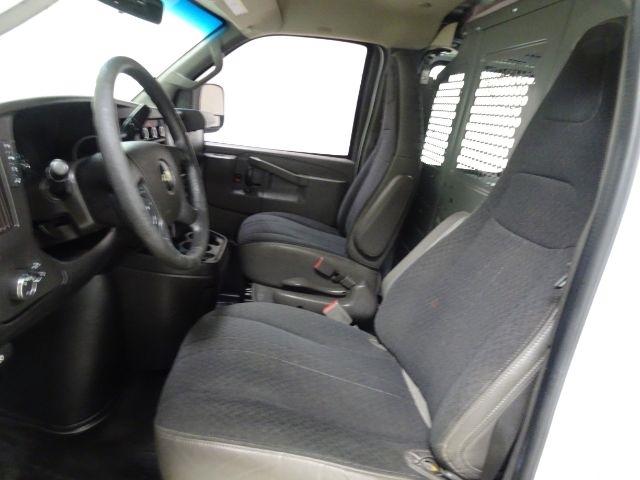 Chevrolet Express Cargo Van RWD 2500 135" 2018