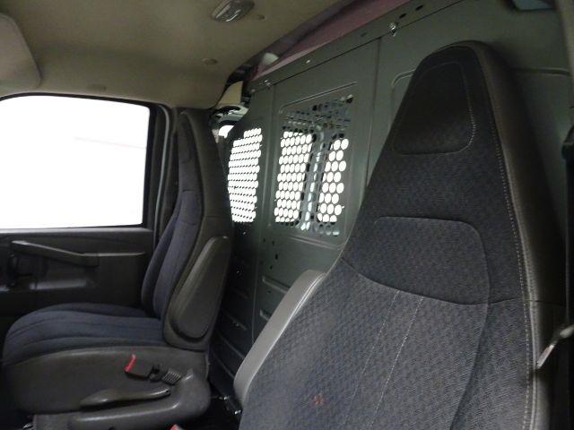 Chevrolet Express Cargo Van RWD 2500 135" 2018
