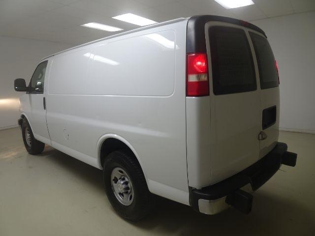 Chevrolet Express Cargo Van RWD 2500 135" 2018
