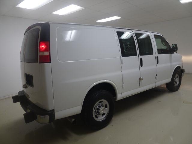 Chevrolet Express Cargo Van RWD 2500 135" 2018