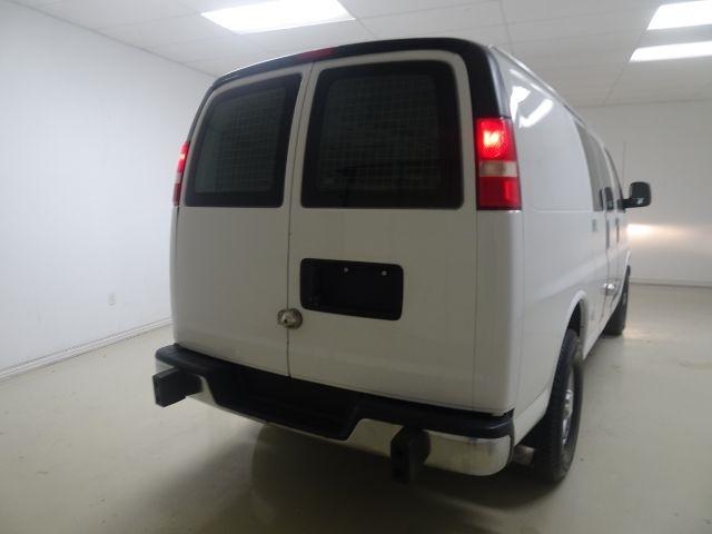 Chevrolet Express Cargo Van RWD 2500 135" 2018