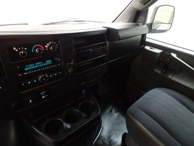 Chevrolet Express Cargo Van RWD 2500 135" 2018