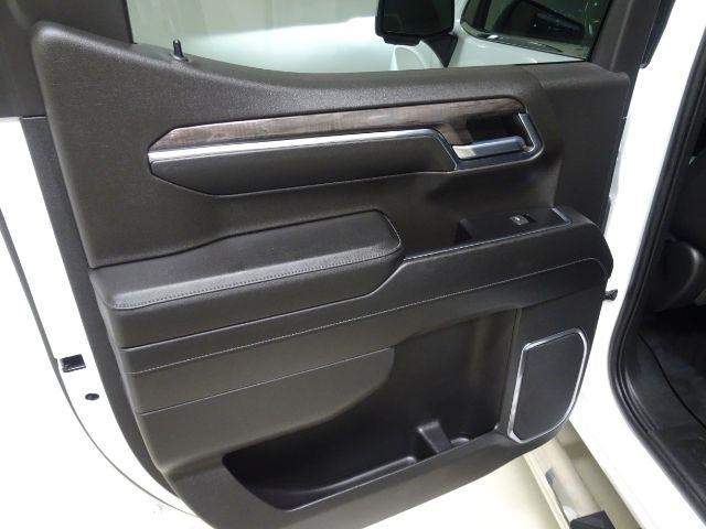Chevrolet Silverado 1500 4WD Crew Cab 147" LTZ 2023