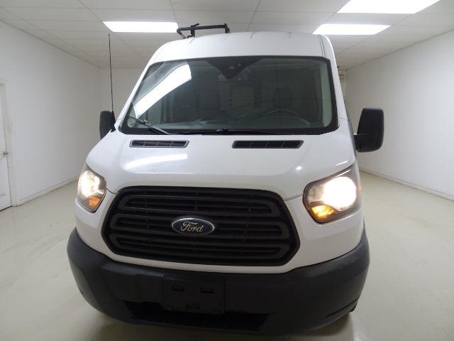 Ford Transit Van T-250 148" Med Rf 9000 GVWR Sliding RH Dr 2017