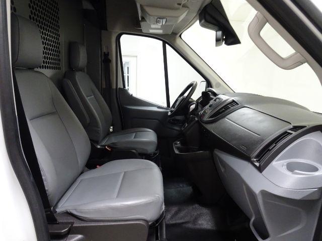 Ford Transit Van T-250 148" Med Rf 9000 GVWR Sliding RH Dr 2017