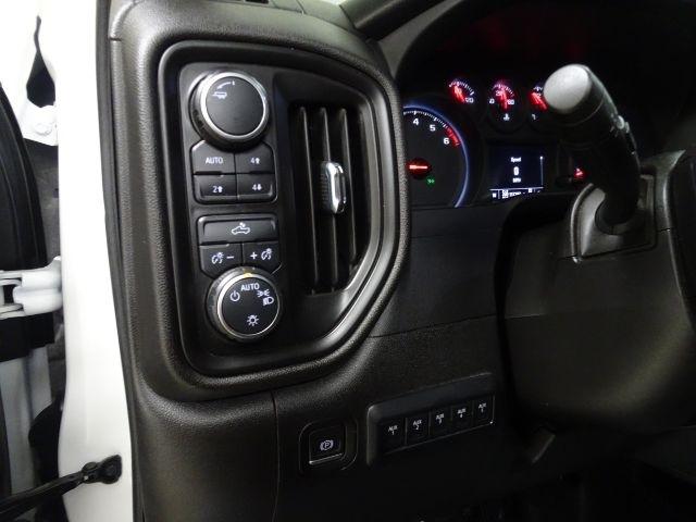 Chevrolet Silverado 2500HD 4WD Crew Cab 172" Work Truck 2023