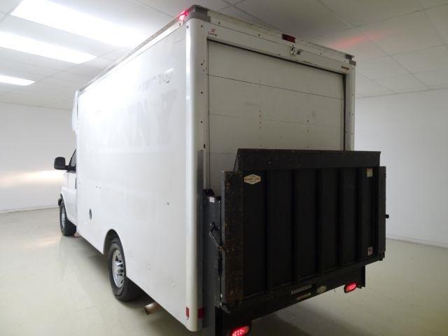 Chevrolet Express Commercial Cutaway 3500 Van 139" 2017