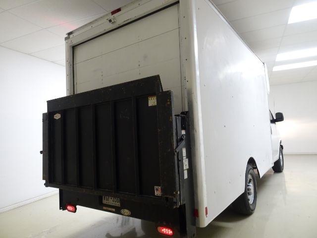 Chevrolet Express Commercial Cutaway 3500 Van 139" 2017