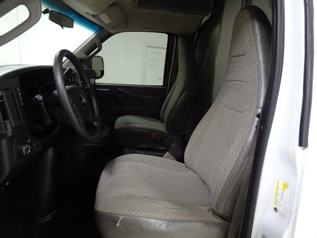 Chevrolet Express Commercial Cutaway 3500 Van 139" 2017
