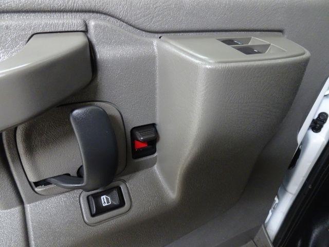 Chevrolet Express Commercial Cutaway 3500 Van 139" 2017