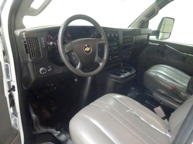 Chevrolet Express Commercial Cutaway 3500 Van 139" 2019