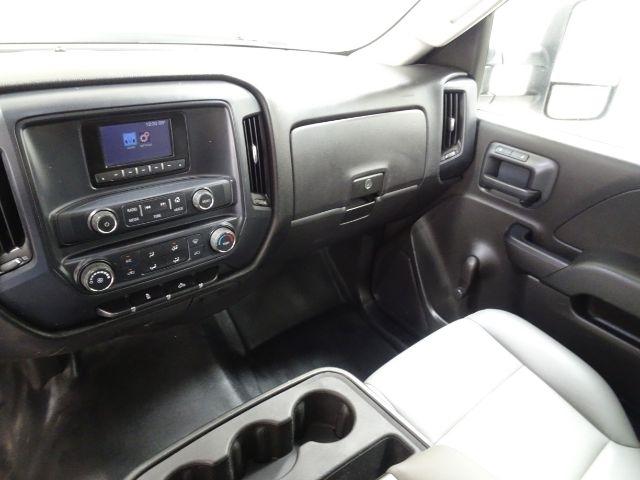 Chevrolet Silverado 2500HD Built After Aug 14 2WD Reg Cab 133.6" Work Truck 2015