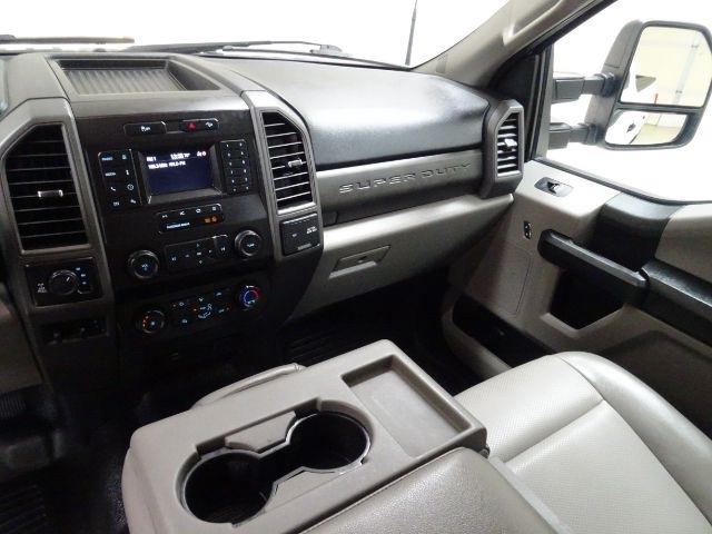 Ford Super Duty F-250 SRW King Ranch 4WD Crew Cab 8' Box 2021