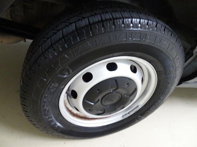 Ford Transit Van T-250 148" Med Rf 9000 GVWR Sliding RH Dr 2019