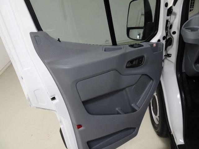 Ford Transit Van T-250 148" Med Rf 9000 GVWR Sliding RH Dr 2019