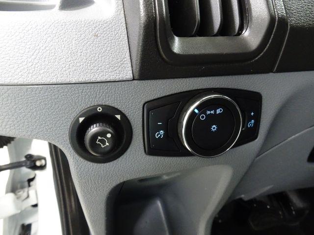 Ford Transit Van T-250 148" Med Rf 9000 GVWR Sliding RH Dr 2019