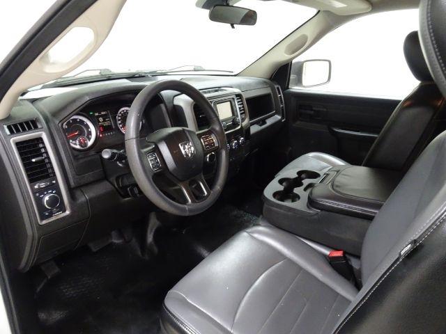 RAM 1500 Classic Tradesman 4x2 Reg Cab 8' Box 2023