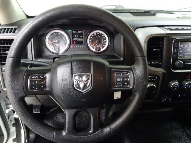 RAM 1500 Classic Tradesman 4x2 Reg Cab 8' Box 2023
