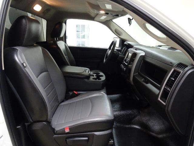 RAM 1500 Classic Tradesman 4x2 Reg Cab 8' Box 2023