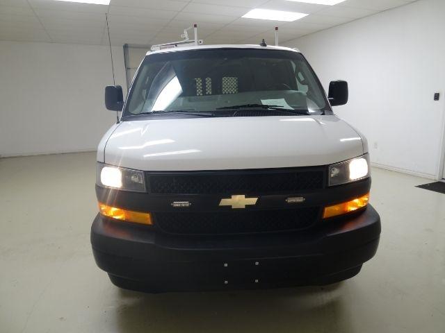 Chevrolet Express Cargo Van RWD 2500 135" 2021