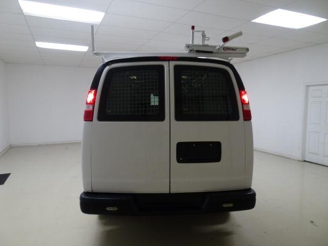 Chevrolet Express Cargo Van RWD 2500 135" 2021