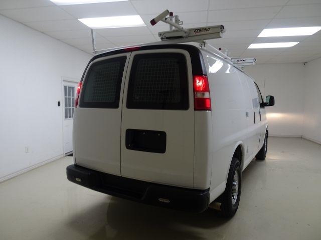 Chevrolet Express Cargo Van RWD 2500 135" 2021