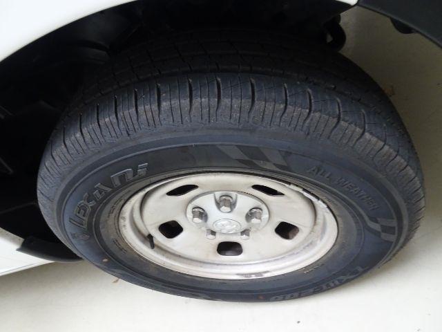 RAM 1500 Classic Tradesman 4x2 Reg Cab 8' Box 2023