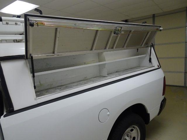 RAM 1500 Classic Tradesman 4x2 Reg Cab 8' Box 2023