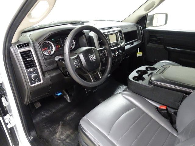 RAM 1500 Classic Tradesman 4x2 Reg Cab 8' Box 2023