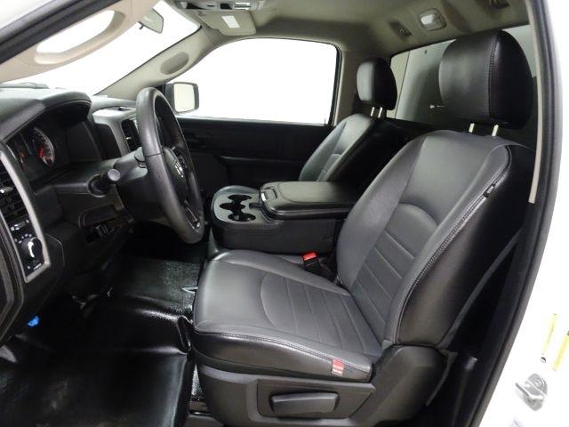 RAM 1500 Classic Tradesman 4x2 Reg Cab 8' Box 2023