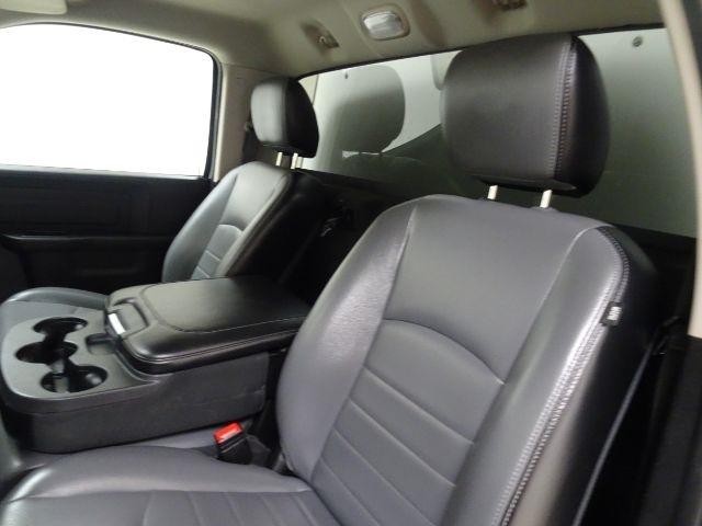 RAM 1500 Classic Tradesman 4x2 Reg Cab 8' Box 2023
