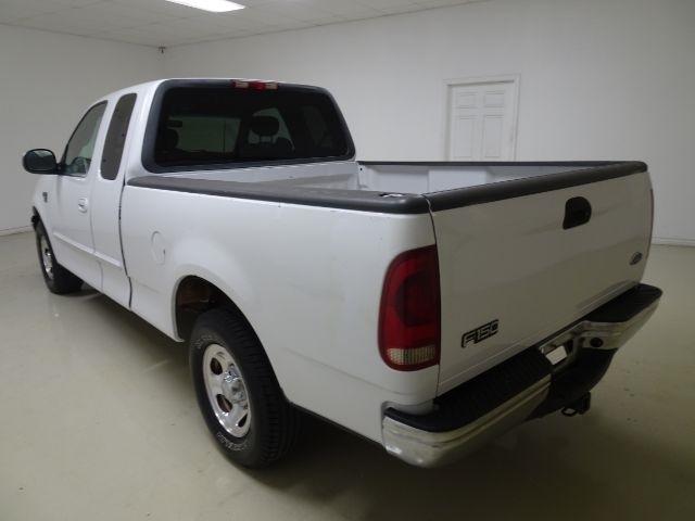 Ford F-150 Supercab 139" Lariat 2001