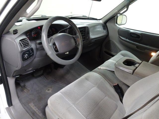 Ford F-150 Supercab 139" Lariat 2001
