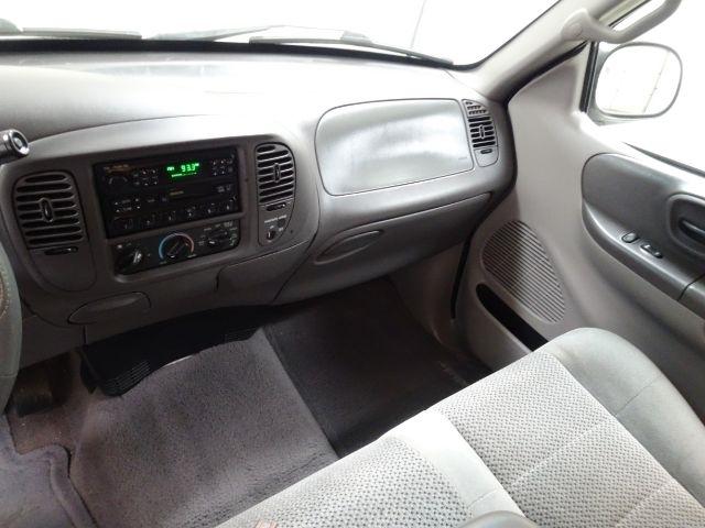 Ford F-150 Supercab 139" Lariat 2001