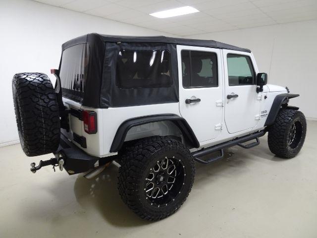 Jeep Wrangler Unlimited 4WD 4dr Sport 2016